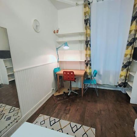 Studio Proche De La Tour Eiffel Apartment Paris Exterior photo